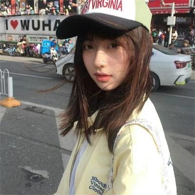 红衣少女